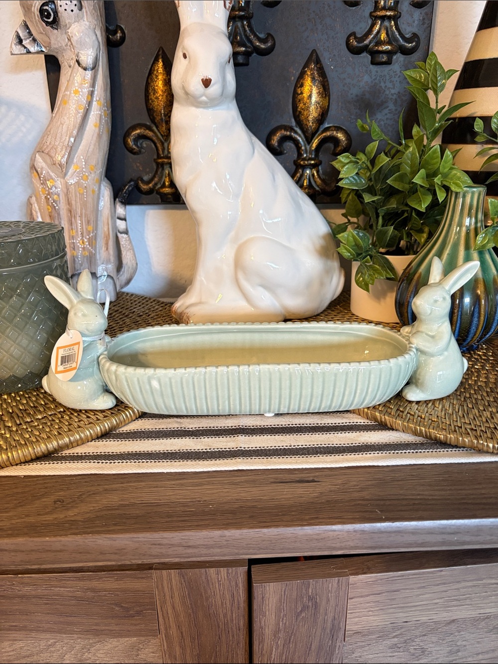 🆕Overjoyed Boutique Ceramic Green Bunny Boat/Dish